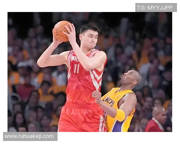 2007赛季姚明的辉煌表现与NBA赛场的传奇时刻回顾 2007赛季姚明的辉煌表现与NBA赛场的传奇时刻回顾