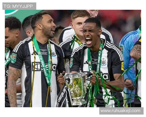 伊萨克足球明星的崛起与未来发展展望 伊萨克足球明星的崛起与未来发展展望