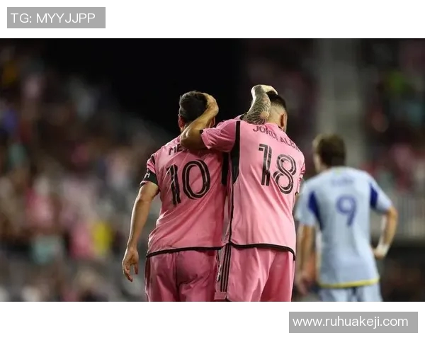 最近哪位足球明星宣布退役引发球迷热议与怀念之情