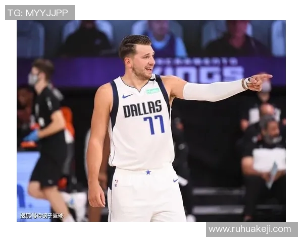 多蒙特与巴黎激战正酣比分悬念迭起引发球迷热议